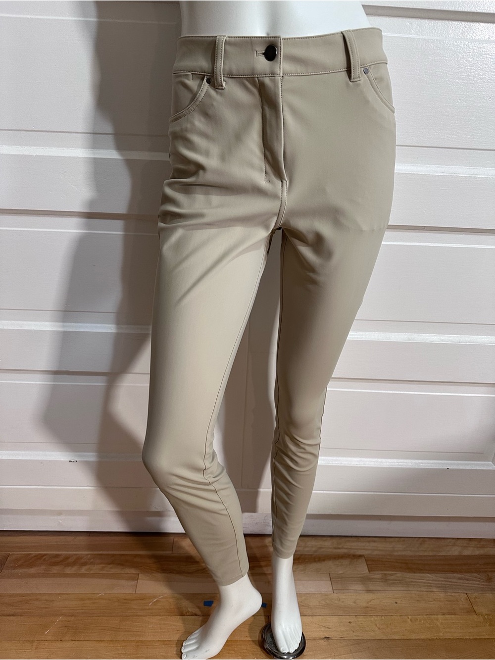 Lululemon City Sleek Slim-Fit 5 Pocket High-Rise Pant Size 28 Trench $128